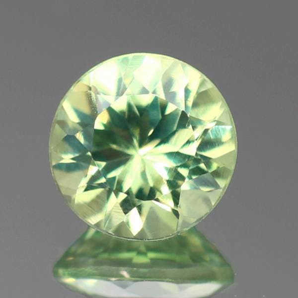 天然石　クリソベリル 天然バナジウムクリソベリル 0.62ct 【ミント・UV蛍光】 日独ソ付