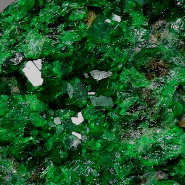 天然ウバロバイトガーネット 20.10ct 【ロシア】