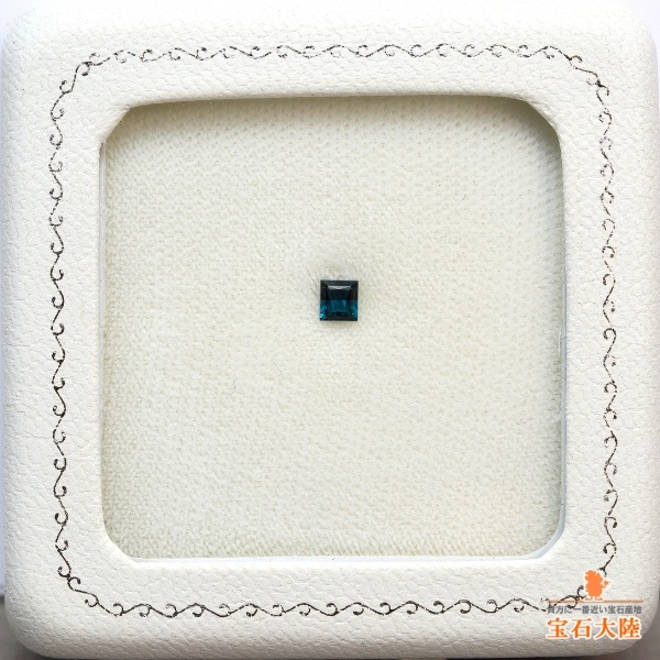 天然アレキサンドライト 0.23ct【激変・ブラジル】高品質 スクエアカット
