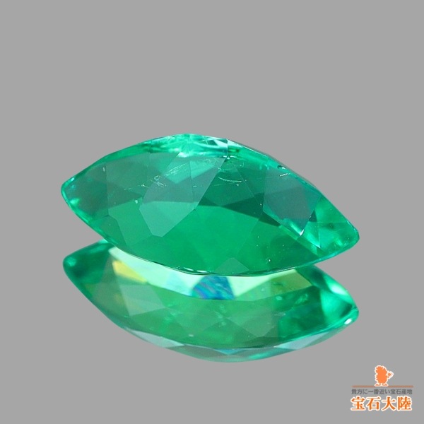天然エメラルド 0.56ct 【爽やかグリーン】マーキス コロンビア