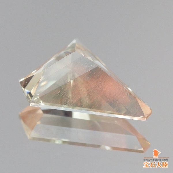 天然オレゴンサンストーン 0.92ct 【ラブラドライト】 ファンシー