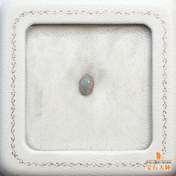 天然オパールキャッツアイ 0.57ct 【レッドキャッツ】 ライトニングリッジ 