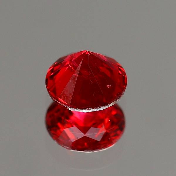 天然スピネル 0.24ct 【レッド】 ミャンマー 日独ソ付