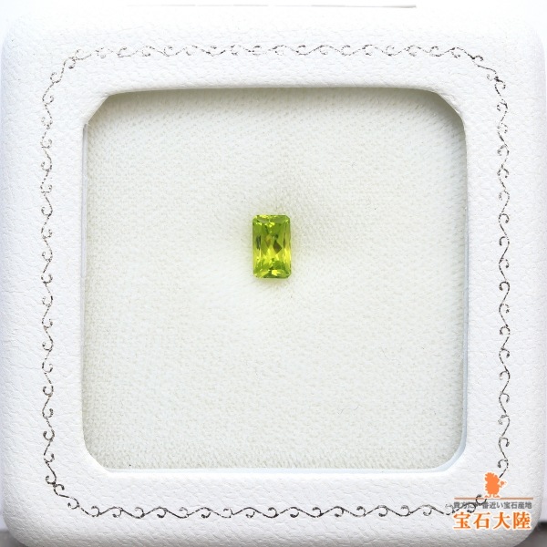 特大 セレスタイト ペリドット共生龍亀 天然ペリドット 0.87ct 【隕石・レインボー】オクタゴン パラサイト