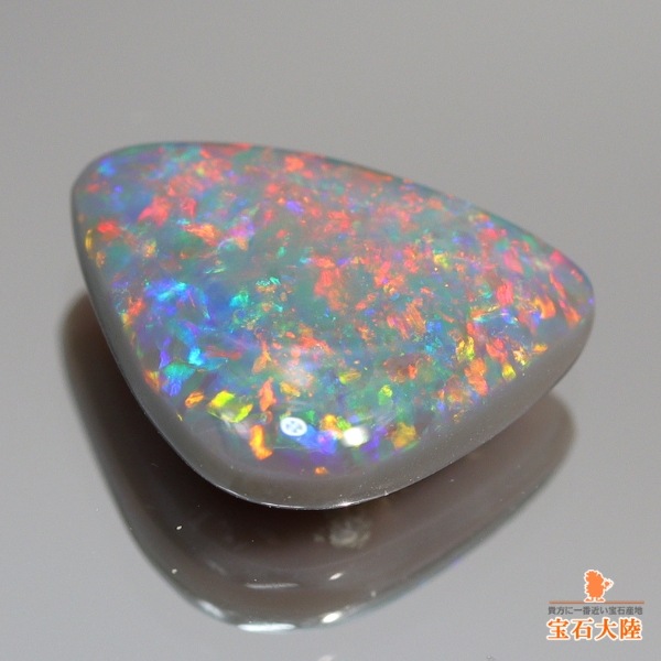 天然ブラックオパール 1.08ct 【マルチ美遊色】 トリリアント ライトニングリッジ