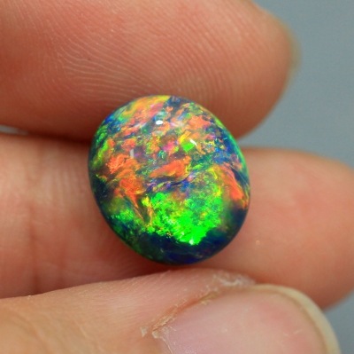 天然ブラックオパール 3.65ct 【激烈遊色】 トッピン！