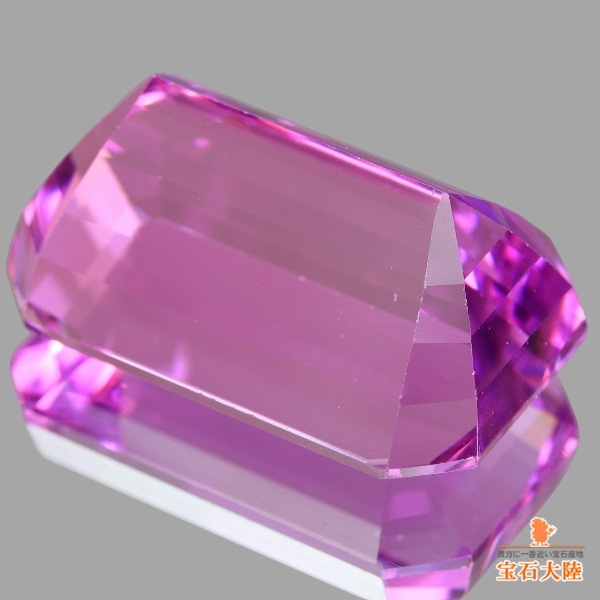 天然クンツァイト 67.39ct 【美発色ライラックピンク】大粒 TOP