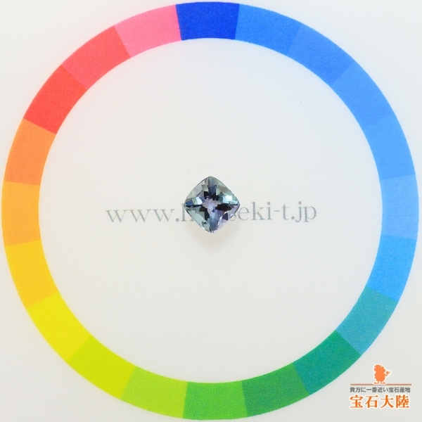 天然石　ゾイサイト 天然ゾイサイト 1.82ct 【グリーンマルチカラー】非加熱