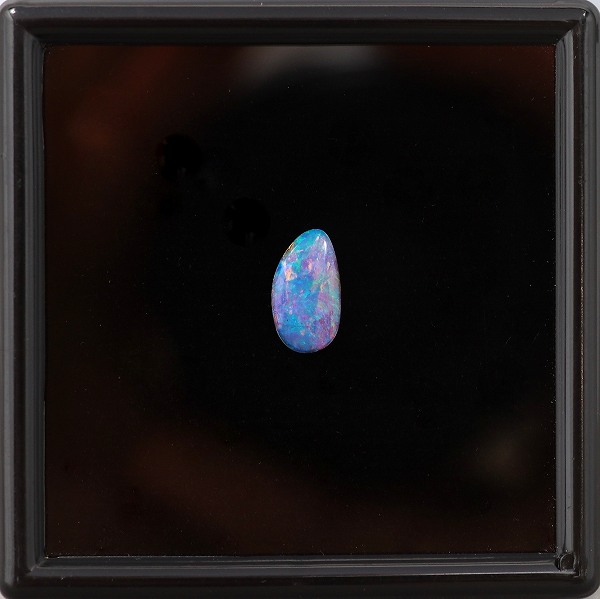 天然ボルダーオパール 0.66ct 【ウッド】