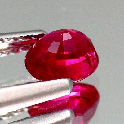 天然ルビールース ルビーレッド新品未使用0.62ct 天然ルビールース ルビーレッド新品未使用0.62ct