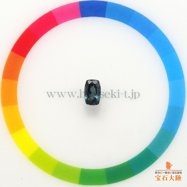 天然カラーチェンジガーネット 0.82ct 【アレキタイプ】 マダガスカル・ベキリー