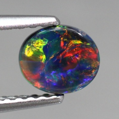 天然ブラックオパール 0.47ct 【レッドマルチ遊色】美パターン