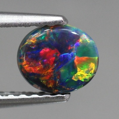 天然ブラックオパール 0.47ct 【レッドマルチ遊色】美パターン
