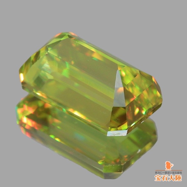 再販不可　究極品質　世界四大宝石　幻のグリーンランド産　マゼンタオールドルビー 天然スフェーン 2.47ct 【煌めくグリニッシュイエロー】 マダガスカル