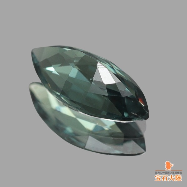 アレキカラー、カラーチェンジガーネット 天然カラーチェンジガーネット 0.40ct 【アレキタイプ】 マーキス