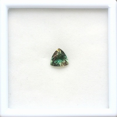 1.33ct天然オレゴンサンストーン【ラブラドライト】美グリーン