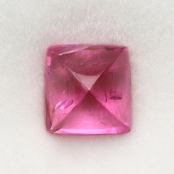 天然トルマリン 1.03ct 【ピンク】 シュガーローフカット