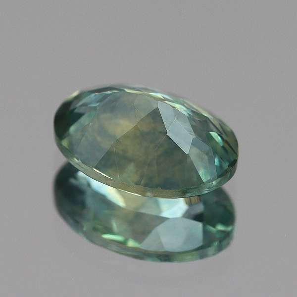 天然サファイア 0.78ct 【マルチグリーン】 モンタナ 天然サファイア 0.78ct 【マルチグリーン】 モンタナ