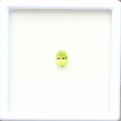 天然クリソベリル 0.69ct 【パロットイエロー】 インド