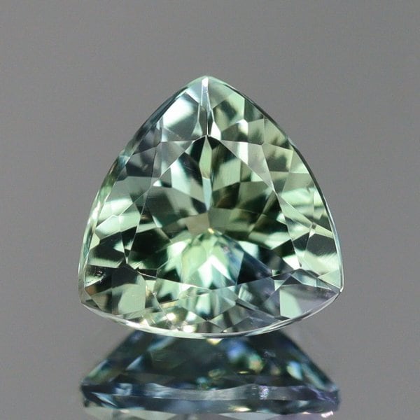 天然石ゾイサイト 天然ゾイサイト 0.79ct 【ブルーグリーン】 トリリアントカット