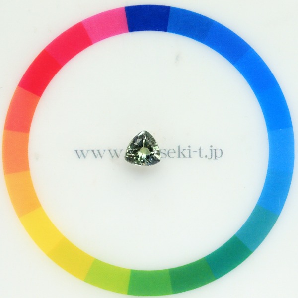 天然ゾイサイト 0.79ct 【ブルーグリーン】 トリリアントカット