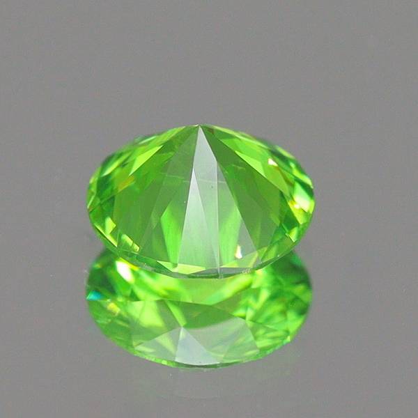 天然デマントイドガーネット 0.28ct 【ホーステール】 ロシア