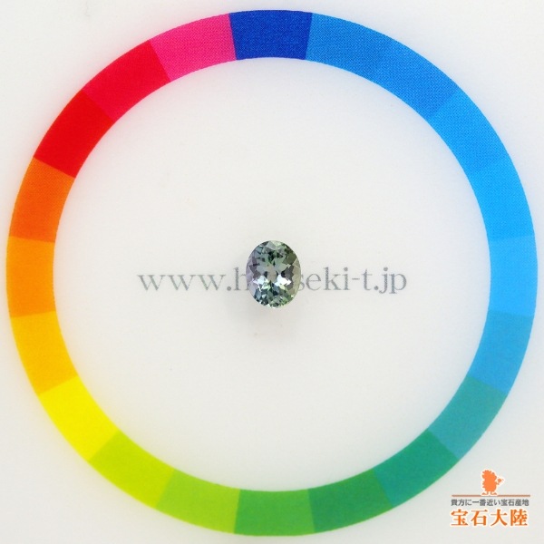 天然ゾイサイト 0.70ct 【マルチカラー】 タンザニア
