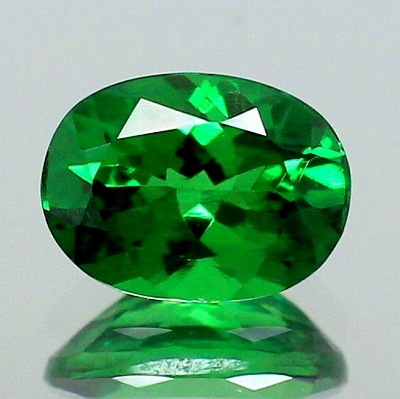 0.87ct天然ツァボライトガーネット【BEST GREEN】タンザニア