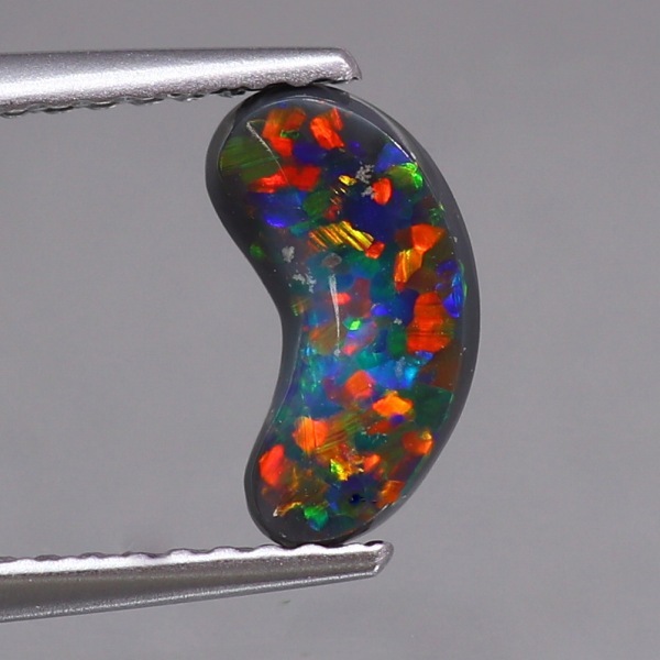 天然ブラックオパール 0.73ct 【レッド美遊色】 　　