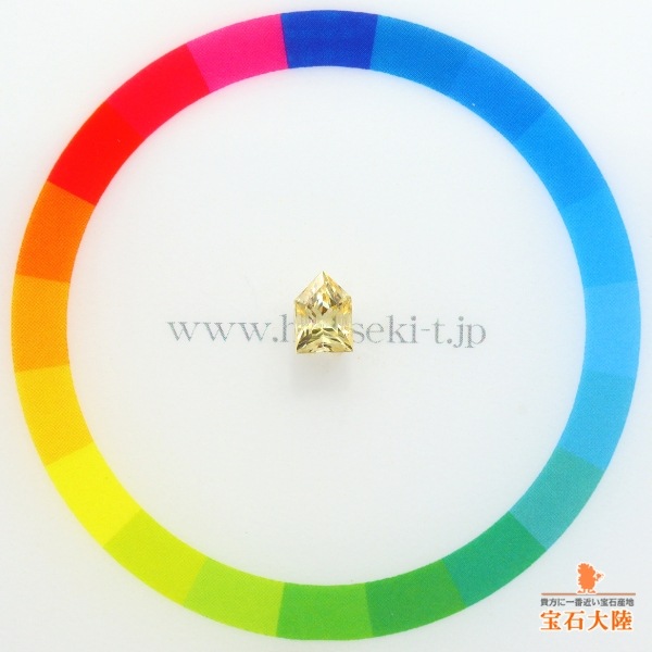 天然シーライト 1.16ct 【レアストーン】 煌めき