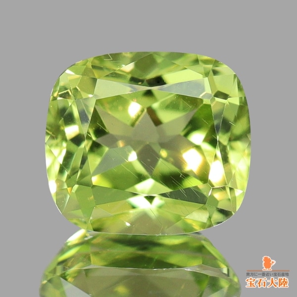 天然ペリドット 0.57ct 【隕石・レインボー】クッション パラサイト