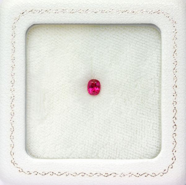 天然ルビー 0.43ct 【非加熱】 アフガニスタン