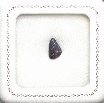 天然ブラックオパール 1.52ct【レッドマルチ遊色】黒生地