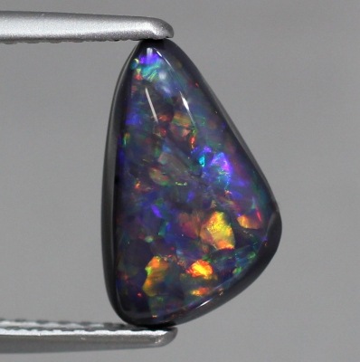 天然ブラックオパール 1.52ct【レッドマルチ遊色】黒生地