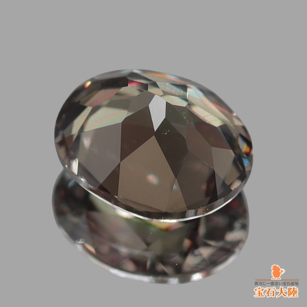 シータ革命チェンジ 天然カラーチェンジガーネット 0.97ct 【マダガスカル】