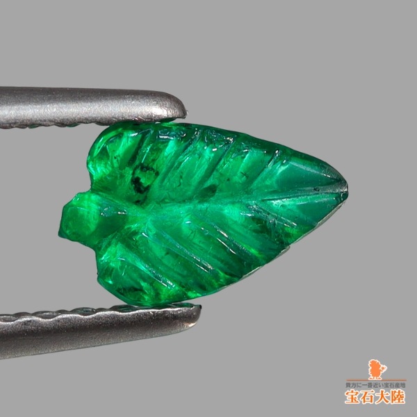 天然エメラルド 0.21ct 【カービング・リーフ】 コロンビア