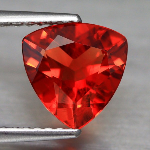 天然アンデシン 1.34ct 【オレンジニッシュレッド】 美発色