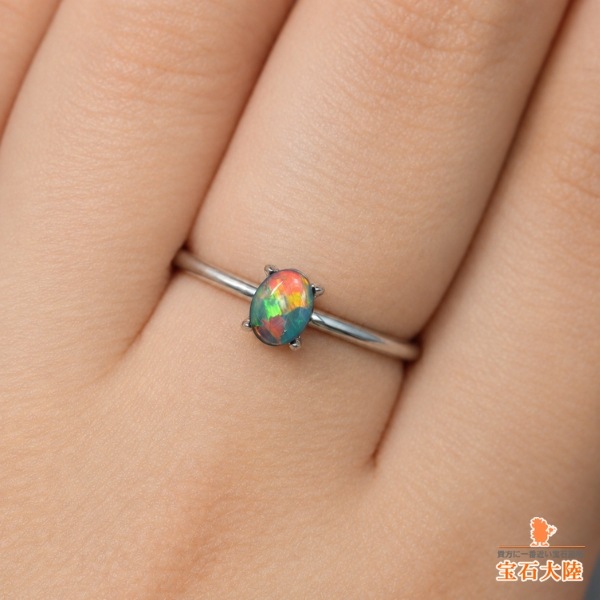 天然ブラックオパール 0.34ct 【ローリングフラッシュ】ライトニングリッジ