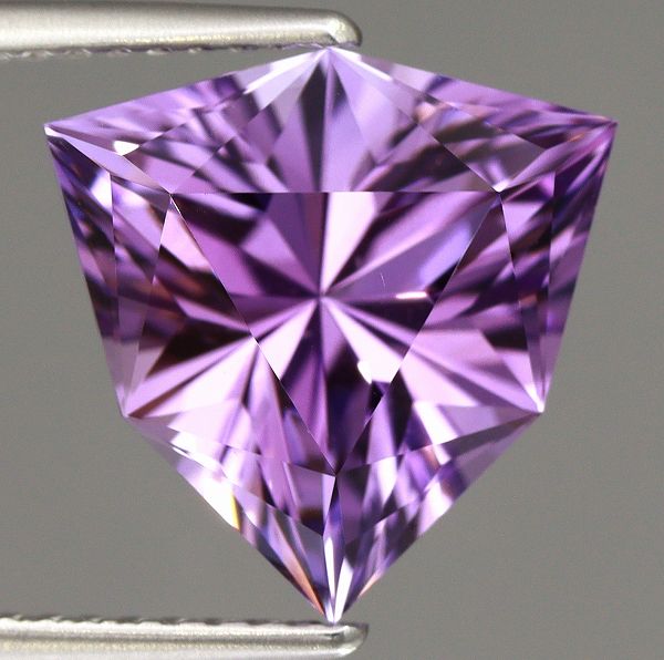 天然アメシスト 3.91ct 【カスタムカット】 ブラジル