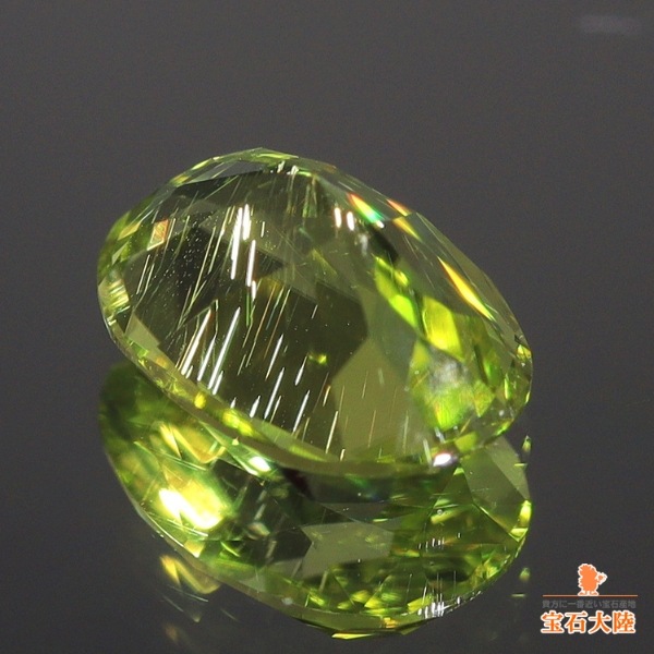 天然ペリドット 0.61ct 【隕石】 パラサイト 日独鑑別付