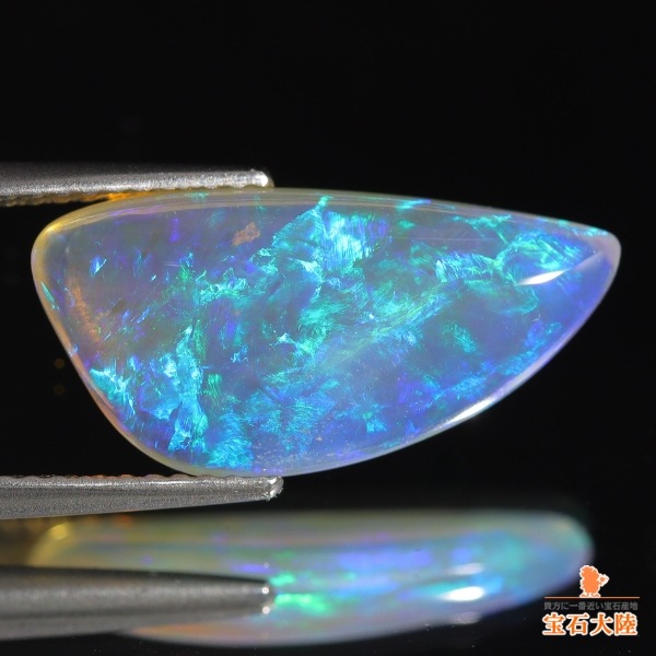 天然オパール 3.81ct 【クリスタルブルー】ライトニングリッジ