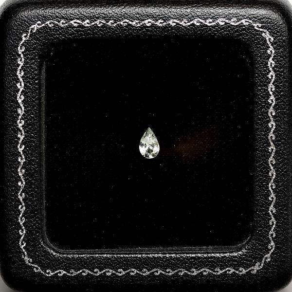 天然グロッシュラーガーネット 0.34ct 【煌めくホワイト】 タンザニア