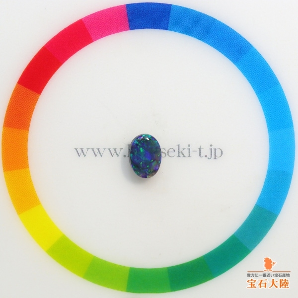 天然ブラックオパール 0.67ct 【グリーン・ブルー遊色