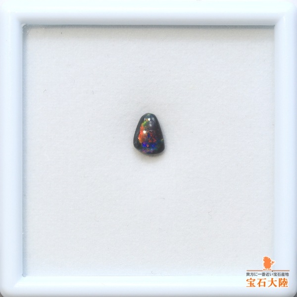 オーストラリア ライトニングリッジ産 ブラックオパール 天然オパール B021 オーストラリア ライトニングリッジ産 ブラックオパール 天然オパール