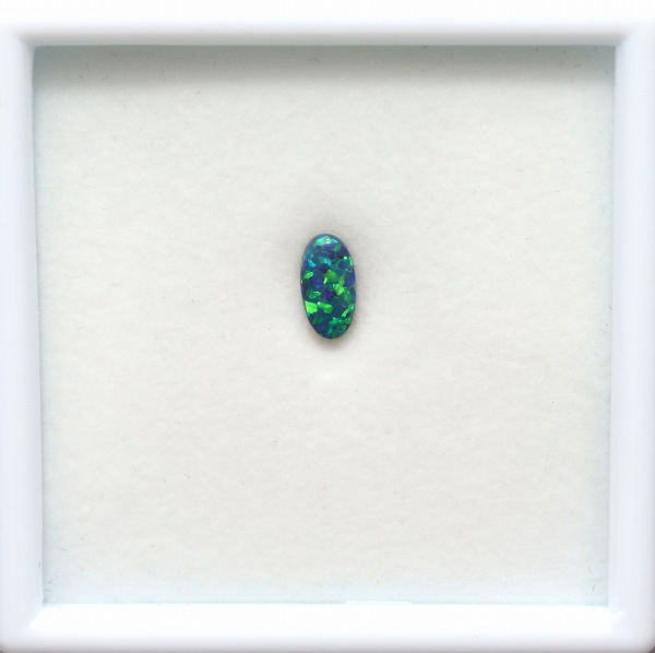 天然ブラックオパール 0.58ct 【グリーン】