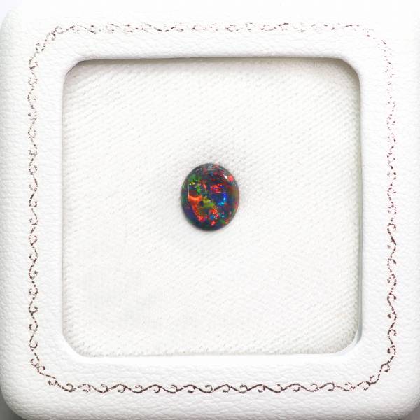 天然ブラックオパール 0.91ct 【レッドマルチ美遊色】
