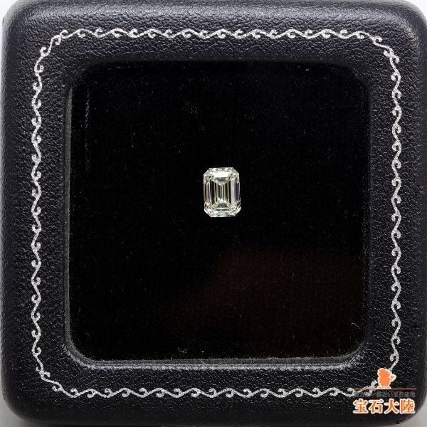 天然ダイヤモンド 1.00ct 【M VS1 エメラルドカット】 GIA鑑定書