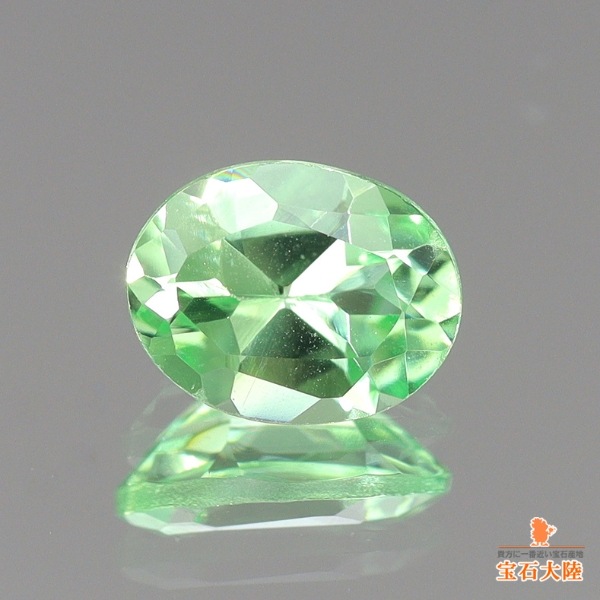 ミントガーネット 0.82ct オーバル