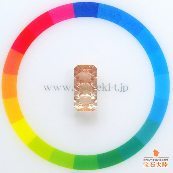 天然オレゴンサンストーン 2.69ct 【コンケーブ】 ラブラドライト