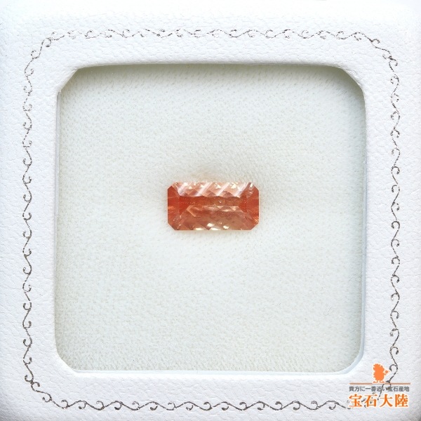 天然オレゴンサンストーン 1.91ct 【コンケーブ】 ラブラドライト